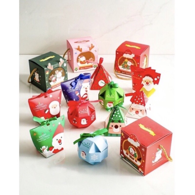 

Small Christmas Box Souvenir Bag - Kotak Kue Permen Mini Goodie Bag