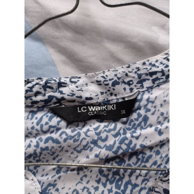 Blouse Putih Corak Waikiki