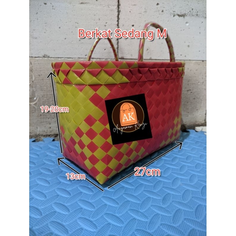 tas anyaman berkat ukuran sedang min order 10biji