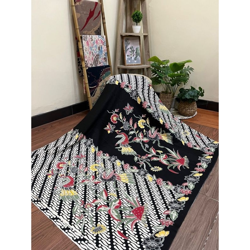 Kain Batik Solo katun printing encim parangh merak hitam
