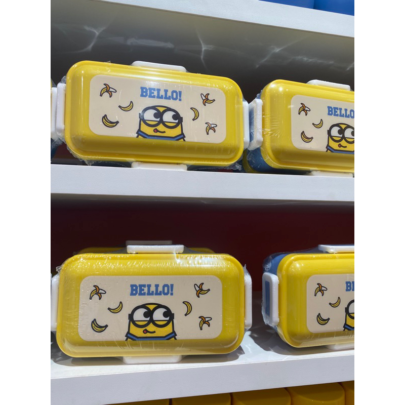 Tempat Makan Minion MINISO