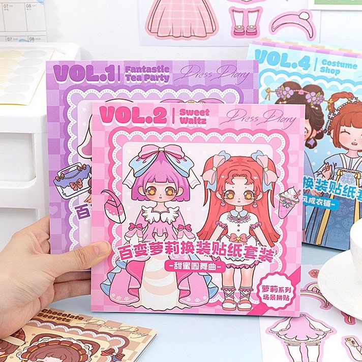 

Produk Buku Stiker DIY Fashion Baju Sticker Dress Up Book Edukasi Anak Cewe Lucu Korean