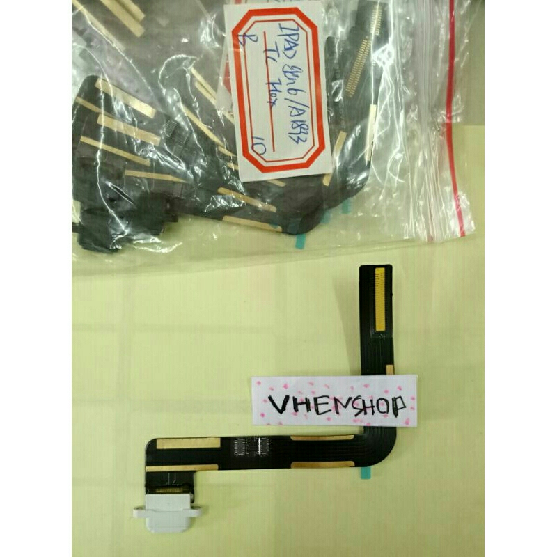 FLEXIBLE CONNECTOR CHARGER FLEKSIBEL KONEKTOR CAS CON TC IPAD GEN 6 / IPAD 6 2018 / A1893 ORIGINAL