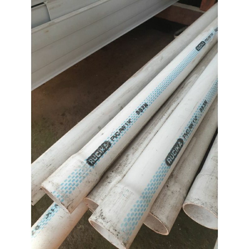 Pipa air potongan ukuran 1 1/4 inch AW merk Rucika