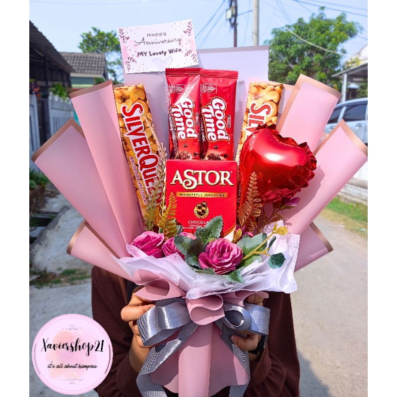 BUKET SNACK PREMIUM + BALON FOIL / BUKET HADIAH/ BUKET COKLAT (FREE CARD)