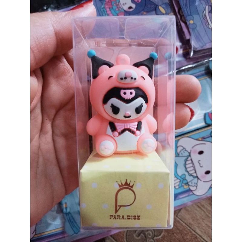 

Rautan Besar Karakter Lucu