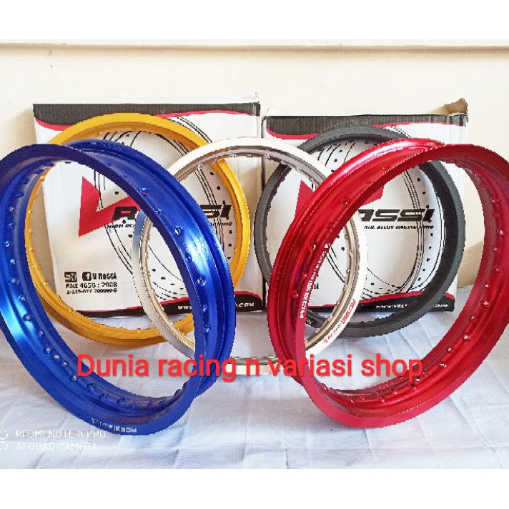Banyak Peminat Velg Rossi 250 17 300 17 350 17 ada warna Gold Biru Hitam Silver Merah.