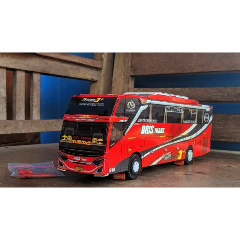 miniatur bus BRIS TRANS 1/50 PaperBus - Papercraft -mainan koleksi anak / bus telolet | LikitToys