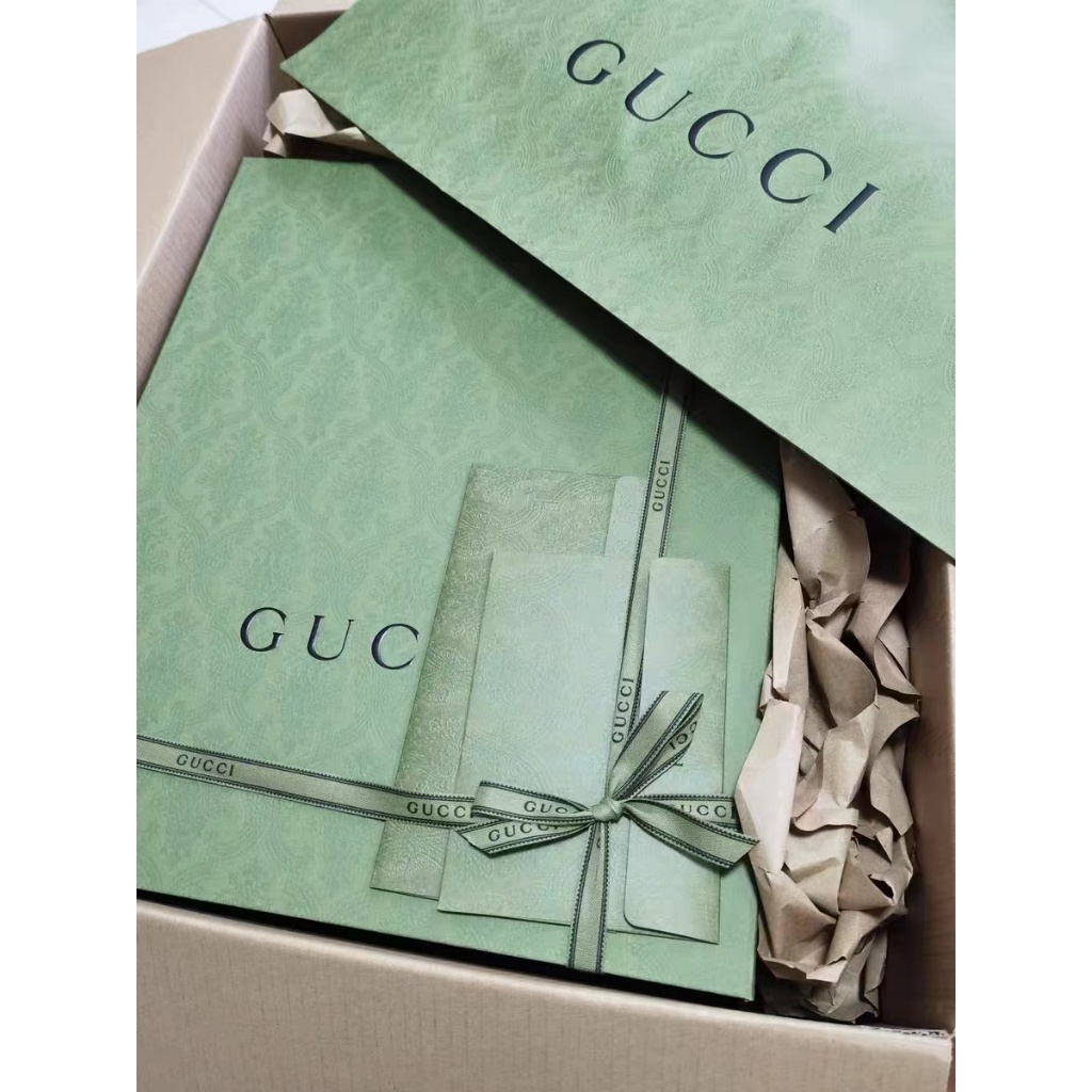 

Kotak hadiah komplimentar