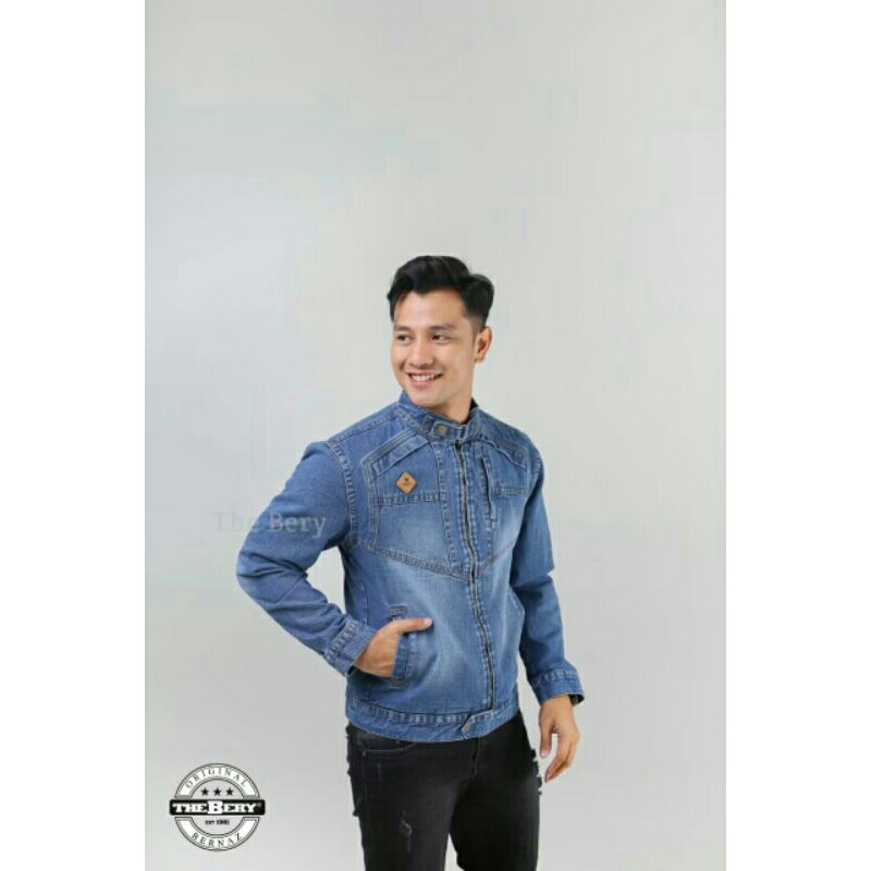 JAKET JEANS BERNAZ PRIA LOGO
