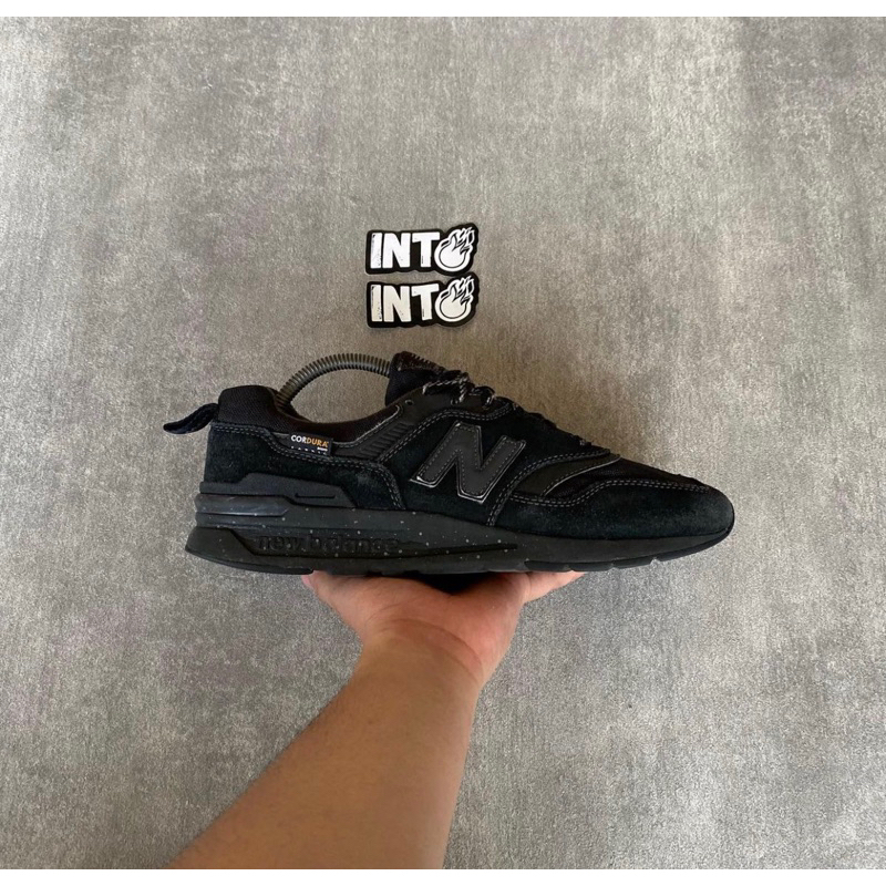 NB 997 Black Cordura