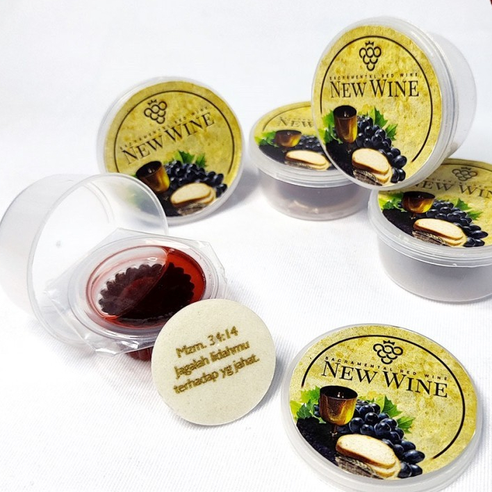 

Minuman Paket Perjamuan Gereja NW Cup Isi 100-Roti Ayat Kecil (PCNW)