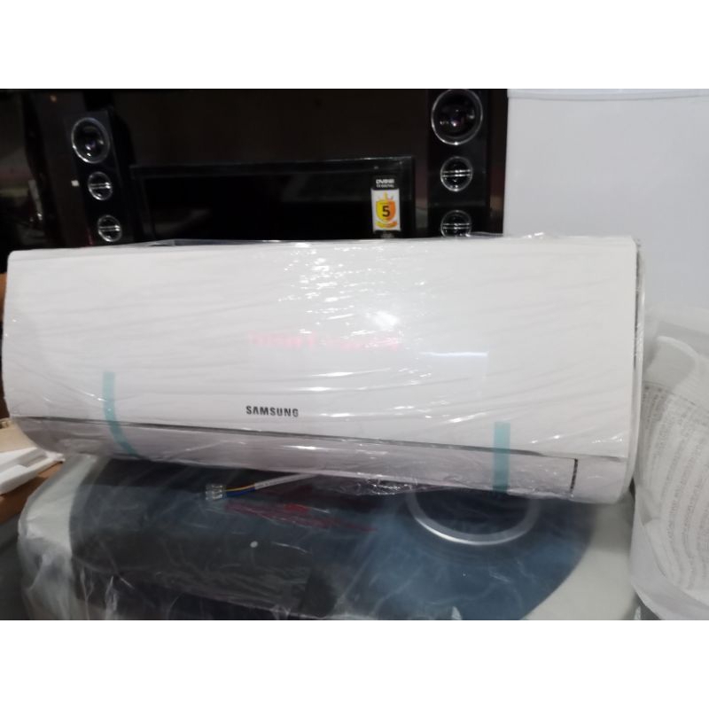 AC SAMSUNG 1/2 PK 05 BGH Q AIR CONDITIONER
