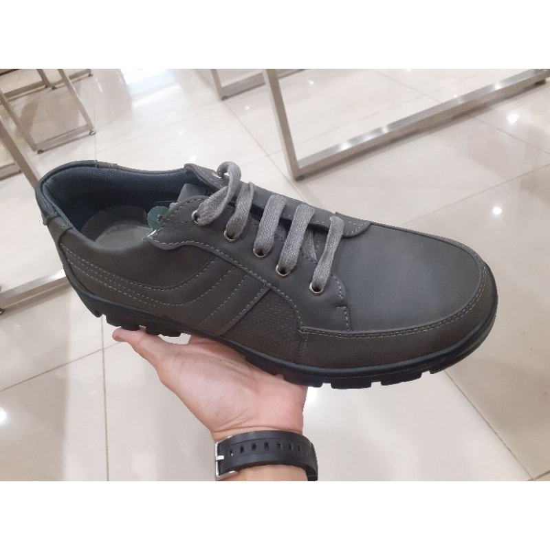 Sepatu Watchout CASUAL new 100% Original