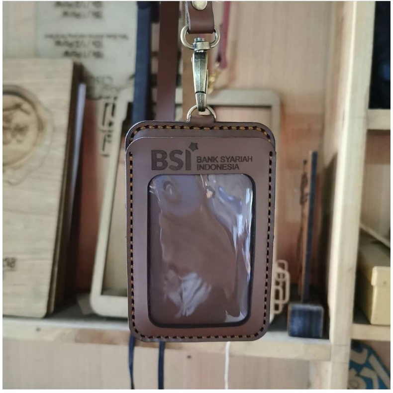 

ID Card holder kulit asli - Name tag kulit logo bank BSI - CUSTOM nama dan intansi