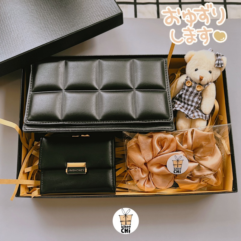 

Kikoochi Kitsune Gift Box - Hadiah Kado Ulang Tahun Wanita Istri Pacar