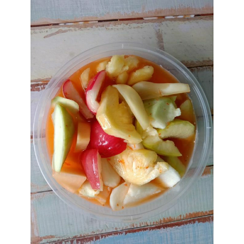 

Asinan buah kuah jeruk campur