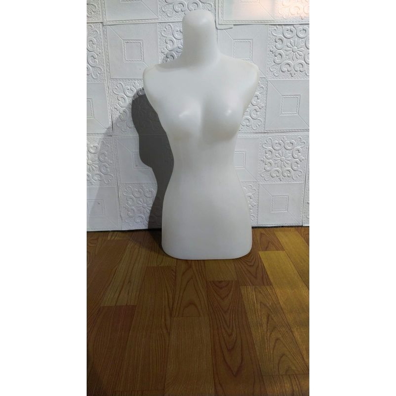 manekin DM bening | manekin DM butek | patung badan cewek | patung baju tunik | manekin patung dewas