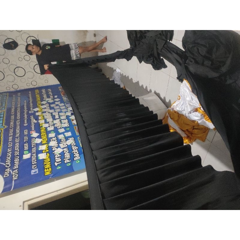 skirting meja  prasmanan  panjang 7m  bahan lotto tinggi75