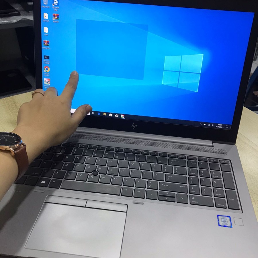 LAPTOP HP ZBOOK 15U G6 I7 GEN8 RAM 32 GB SSD 2 TB LAYAR TOUCHSCREEN