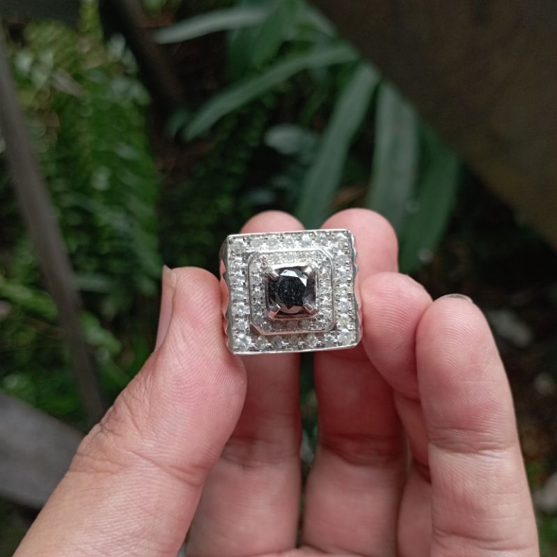 cincin cowok mata utama berlian hitam asli original samping berlian eropa