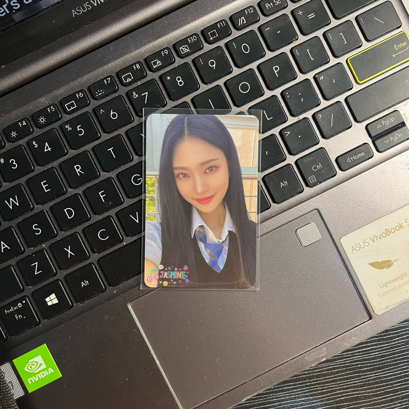 photocard pc stayc isa | stereotype spc BOOKED