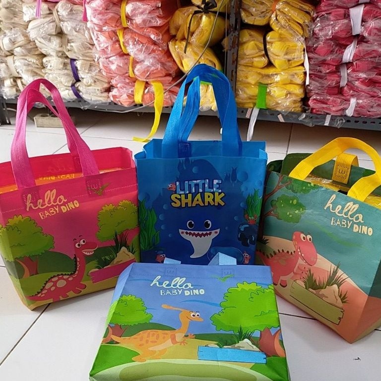 

12.12 MALL Goodiebag ulang tahun 25x25x15 DINO[Lusinan isi 12pcs] - tas ulang tahun baby dino