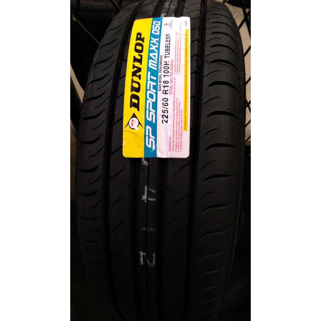 Ban Dunlop SPORTMAXX050 225/60 R18