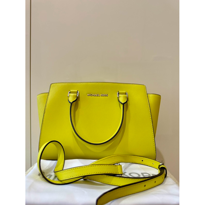 Preloved MK Selma Medium Neon Yellow