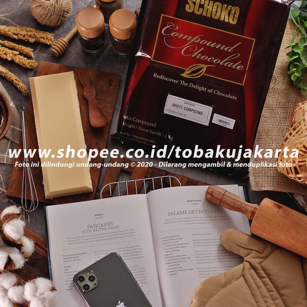 

Schoko White Compound 1kg Chocolate Cokelat Putih Baking Coklat Cocoa Indonesian Chocolate Baking