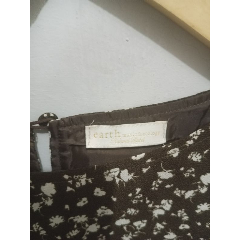 Long Dress Earth Music & Ecology