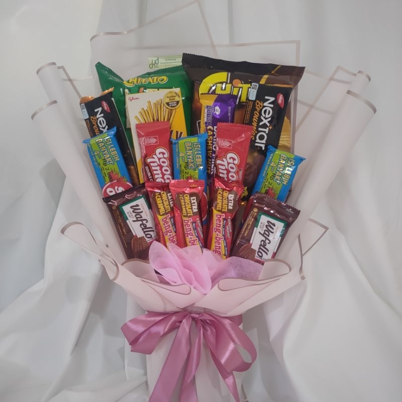 

buket Snack Sunflower/ hadiah ulang tahun/ hadiah wisuda