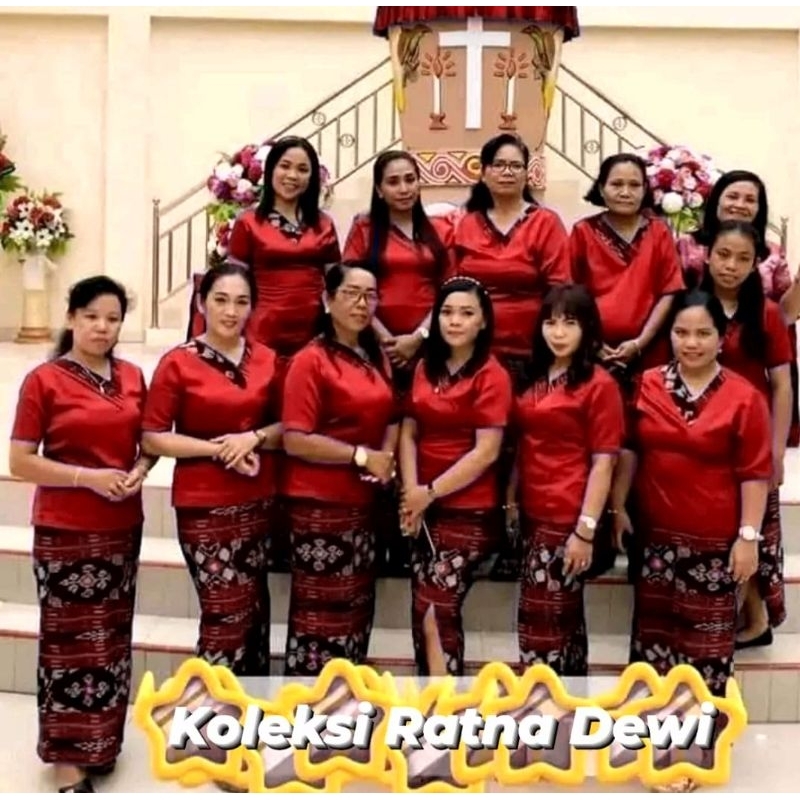 1 set Baju tenun Toraja