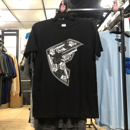 Kaos Famous Stars and Straps Tshirt Bahan 100% Cotton Kombed 30s