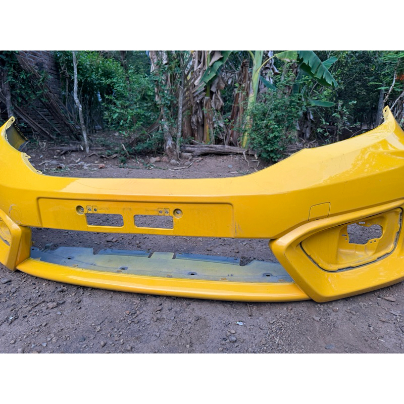 Bumper brio kuning 2022