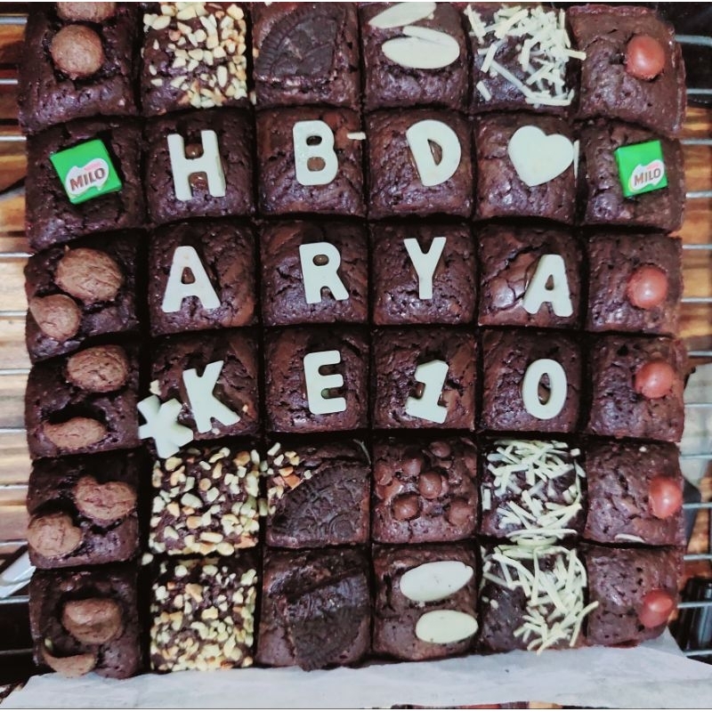

COKLAT HURUF KHUSUS GOSEND INSTAN DAN SAMEDAY