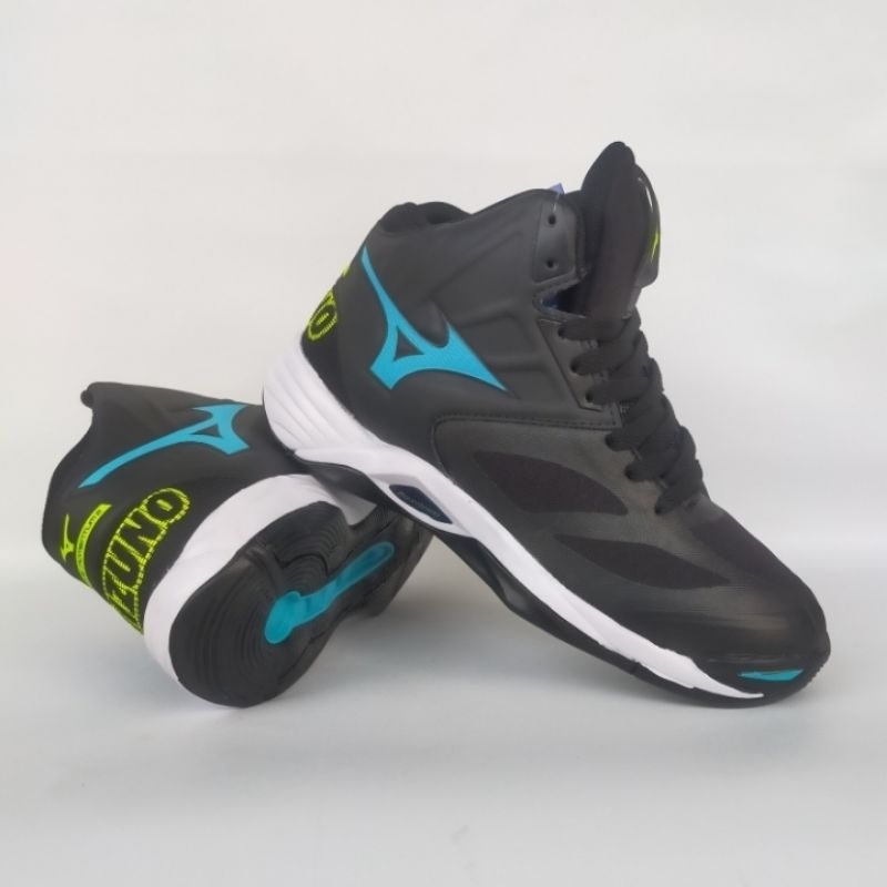 Sepatu Voli Mizuno Pria Hitam / Sepatu Volly Pria Mizuno Momentum 2