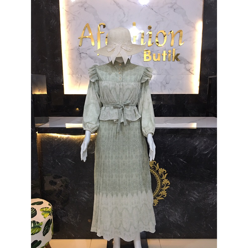 DRESS CERUTY PLISKET