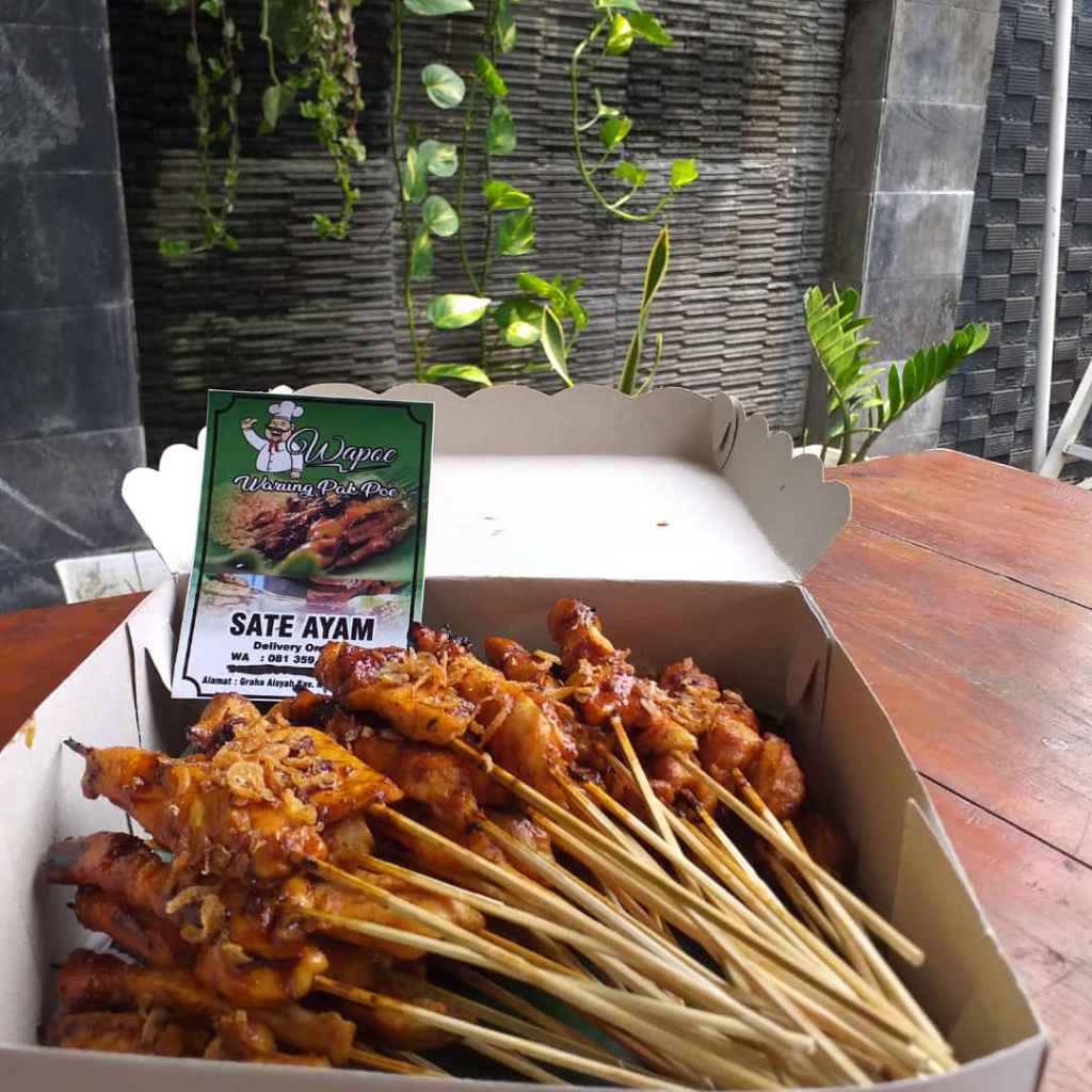 

Sate Ayam Ponorogo Pak Poe /10 tusuk