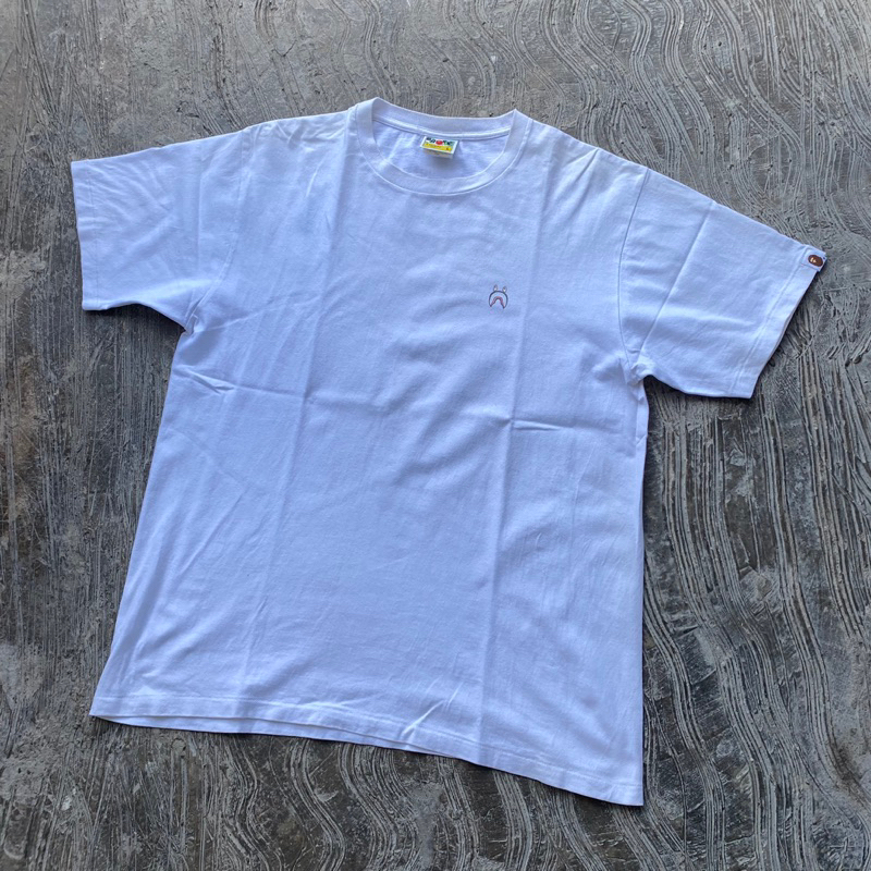 bape tshirt | kaos bape putih | kaos putih | kaos cowok | kaos unisex | kaos merk | jual kaos bape |