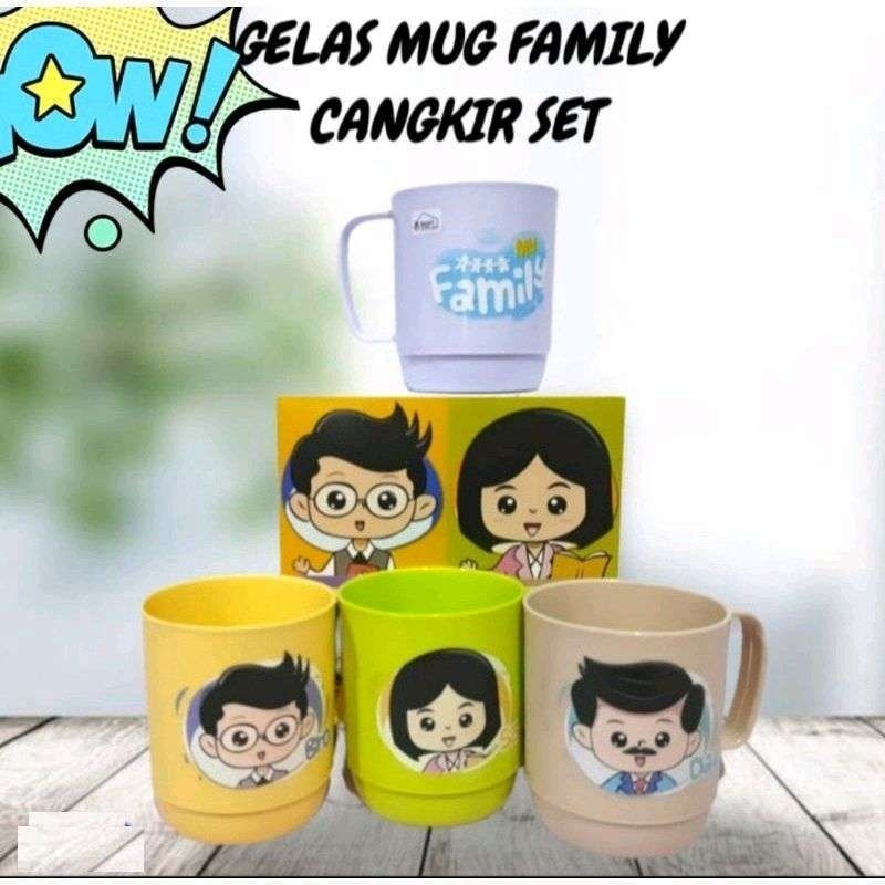 MUG Set Family / Cangkir / Gelas Plastik isi 4