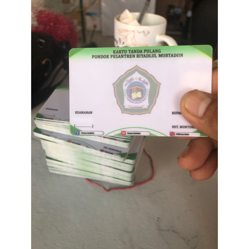 

cetak kartu ID Card tebal