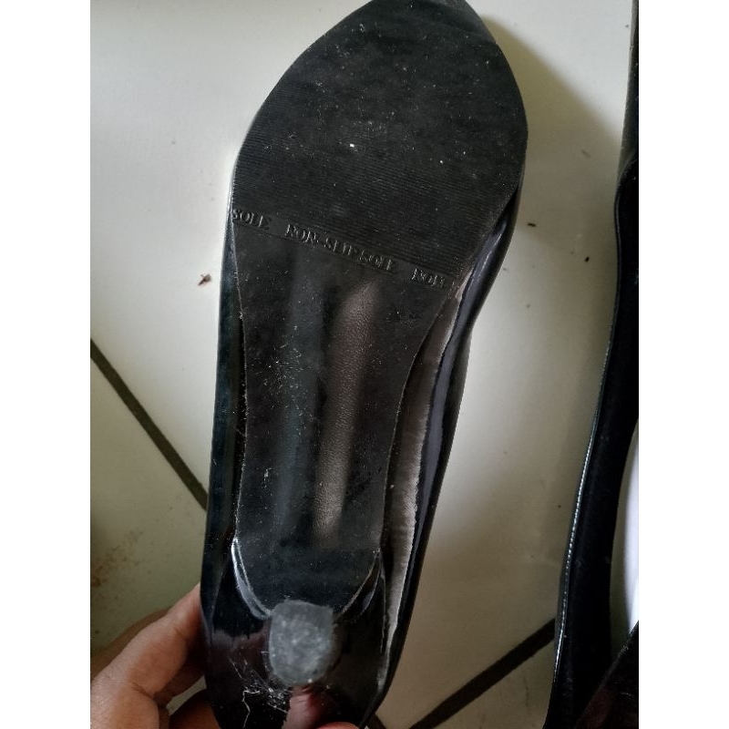 Sepatu pantofel wanita sepatu kerja preloved