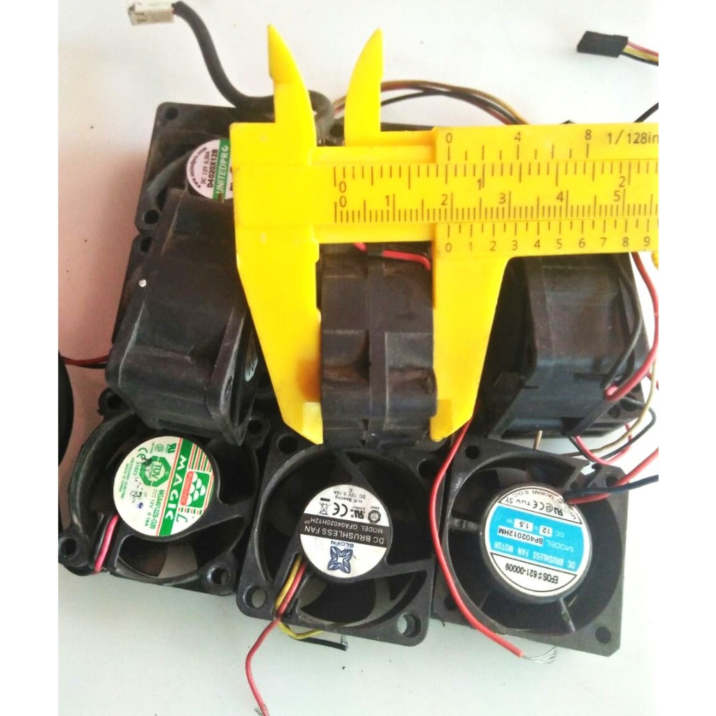 Fan Dc Brushless 12v 0.1A Brand campuran 4x4x2cm normal jaya