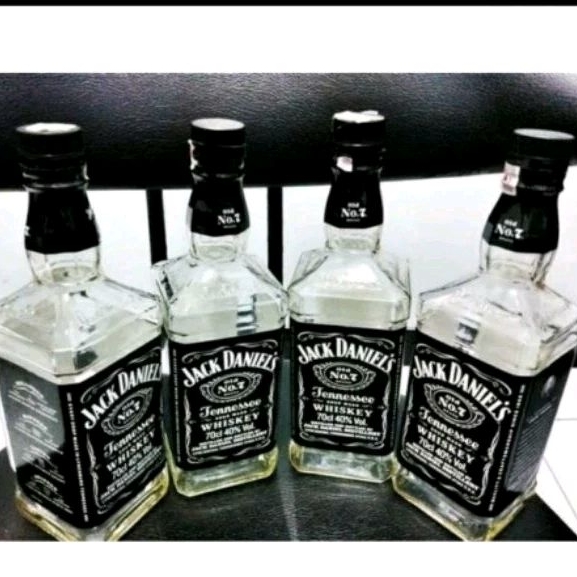 Promo   Botol bekas minuman import untuk pajangan/hiasan/koleksi/dekorasi