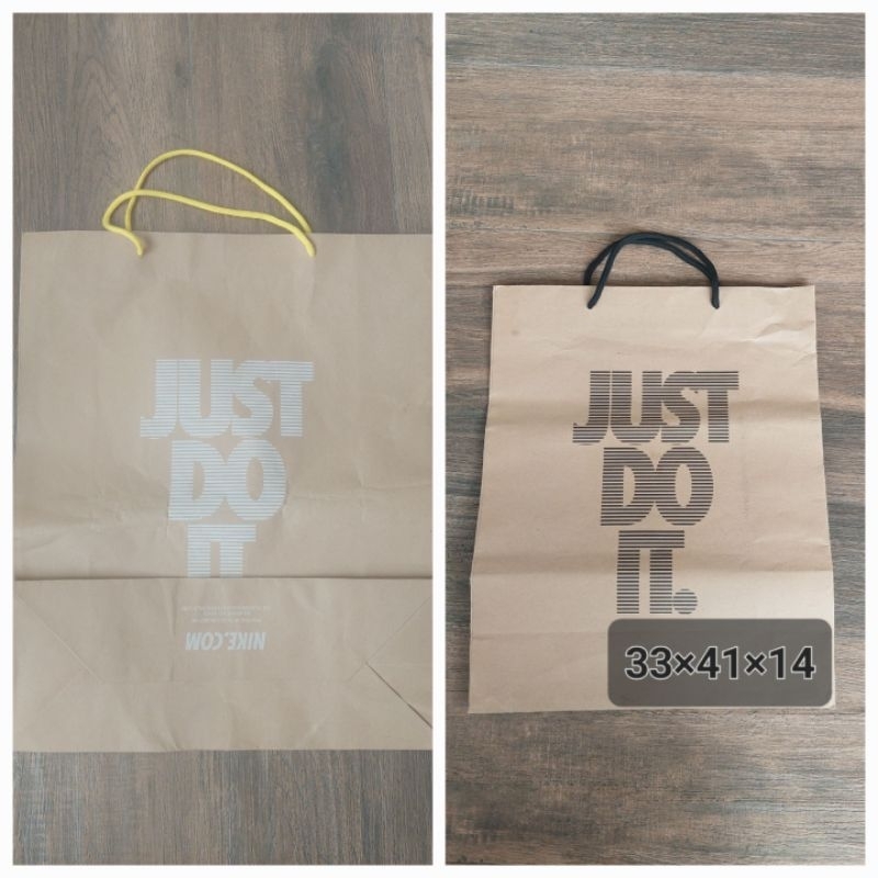 

PAPER BAG NIKE ORIGINAL UKURAN BESAR JUMBO