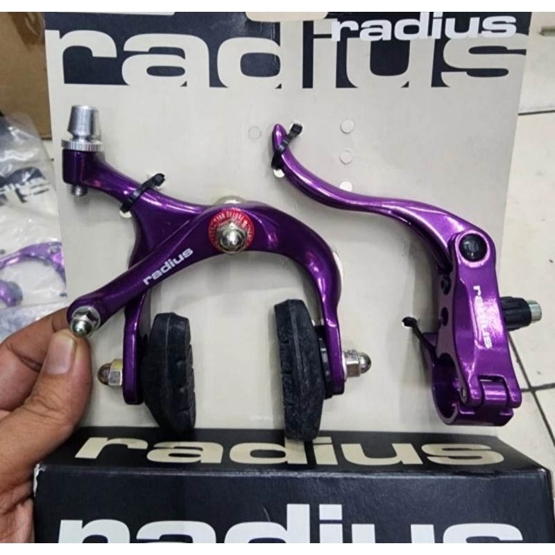 rem depan sepeda fixie merk radius ungu