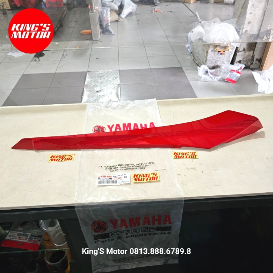 MOLE SIDE SIRIP XMAX X-MAX MERAH CABE KIRI B74-F171L-PD