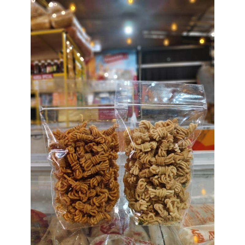Snack Cemilan Mie Gulung 250g Original & Pedas