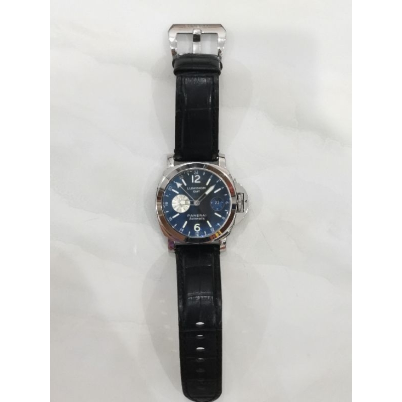 panerai luminor pria